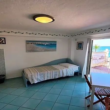 Arturo Hotel 2*